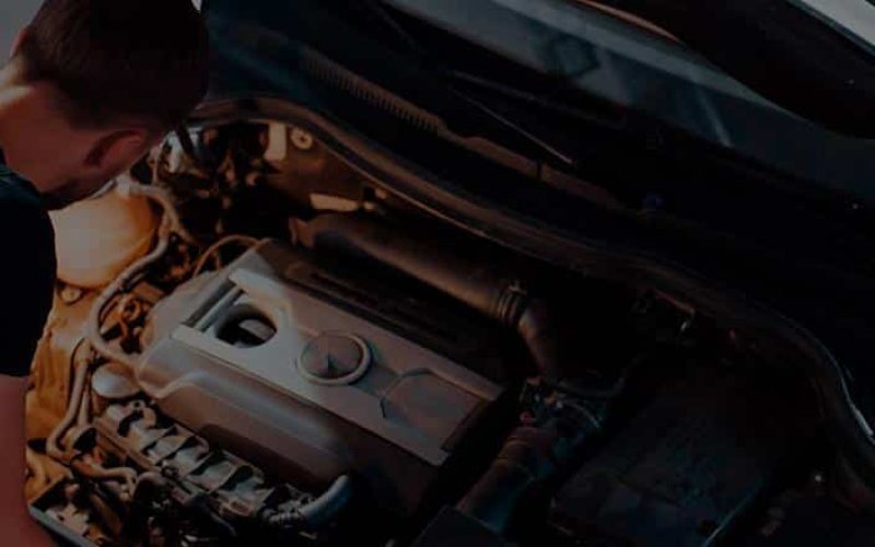 Barulho no motor quando acelera